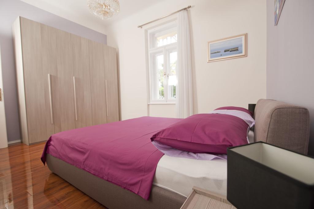 Apartman Isadora Opatija Exteriör bild